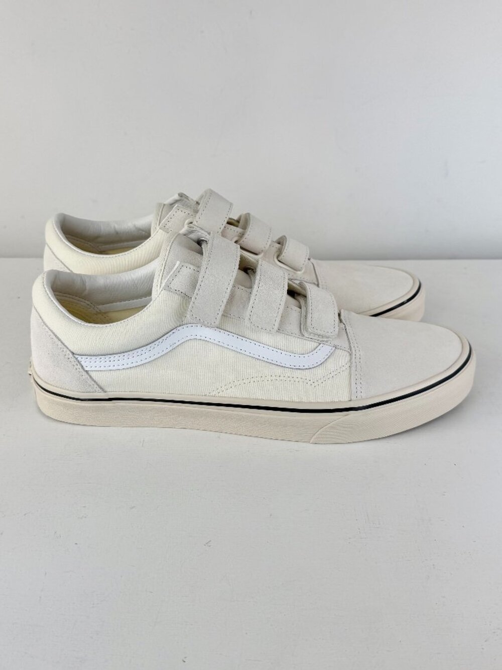 Men's 13 - Vans Old Skool V Suede Canvas Sneaker - Marshmallow/Turtledove